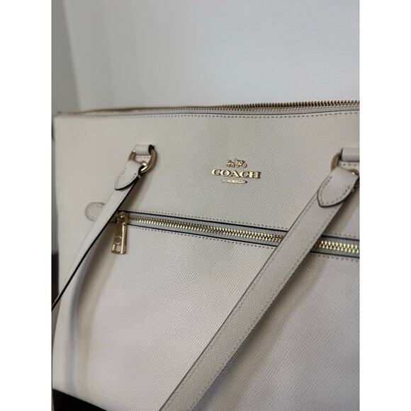 Coach Gallery Tote Gold/Chalk (off white/cream) EUC - Picture 3 of 12